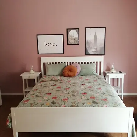 Bed & Breakfast Le Coccole Di Galluzzo Gabriele 3*